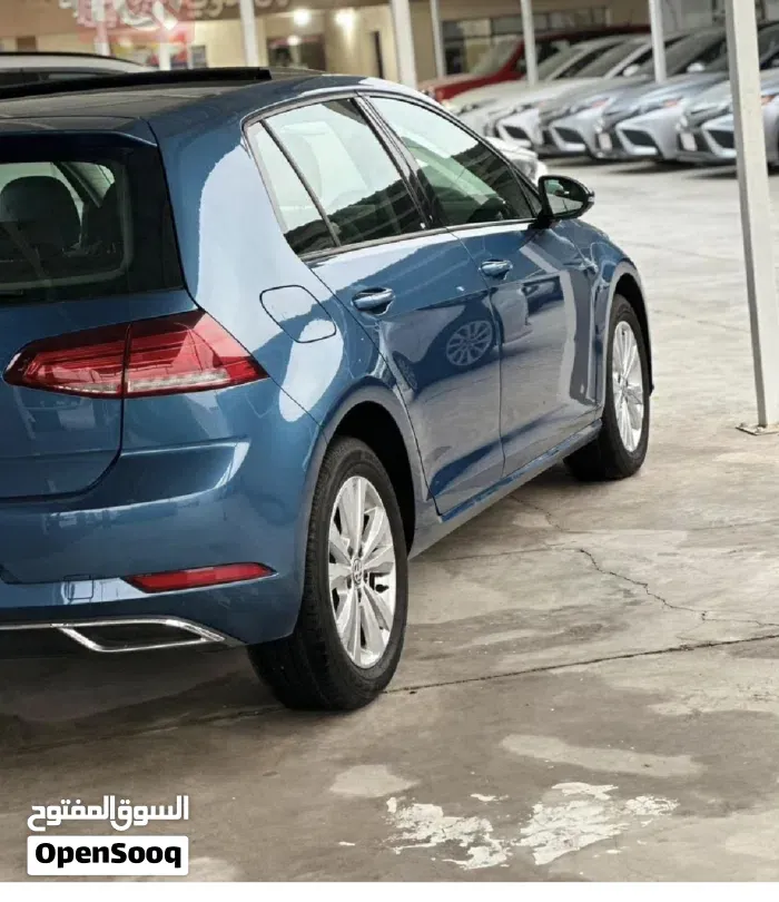 Volkswagen Golf 2021 photo 2