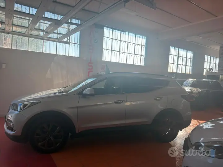 Hyundai Santa Fe 2017 photo 3