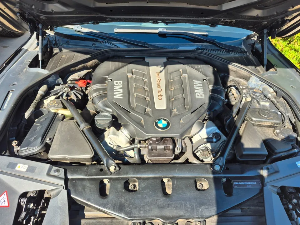 BMW 7 Series 2012 photo 5