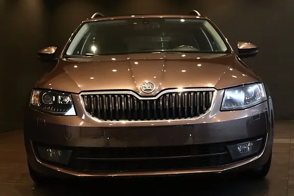 Skoda Octavia 2014 photo 3