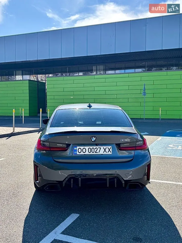 BMW 3 Series 2019 photo 4