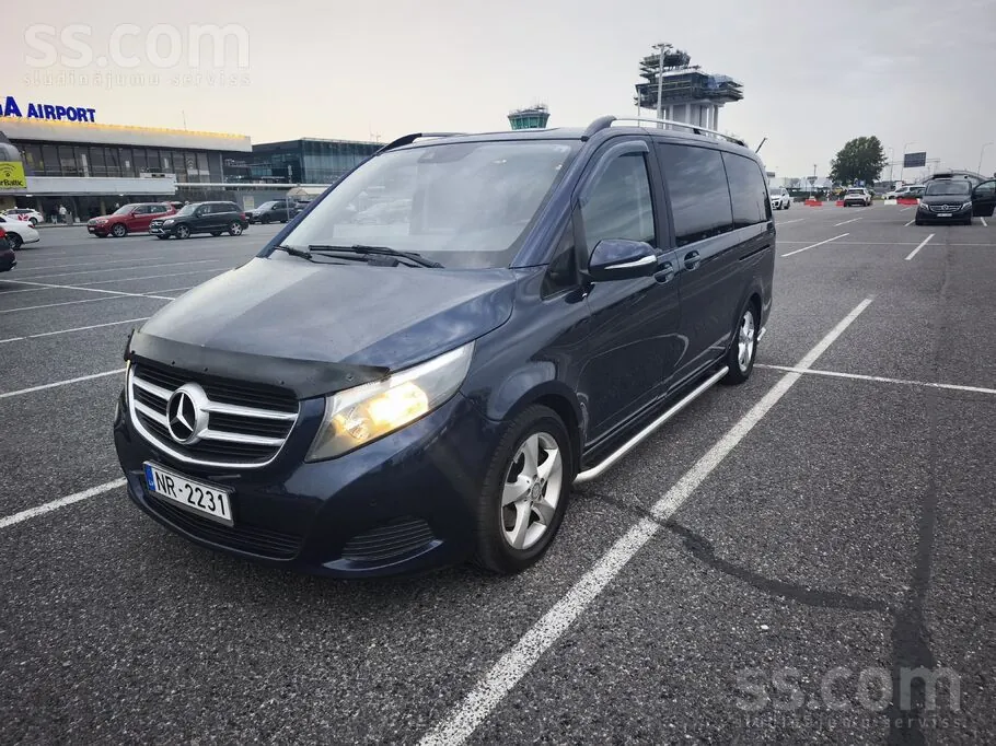 Mercedes-Benz V220 2015 photo 2