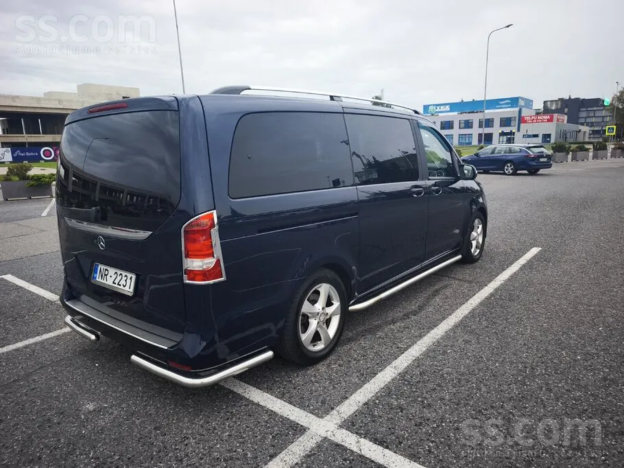 Mercedes-Benz V220 2015 photo 5