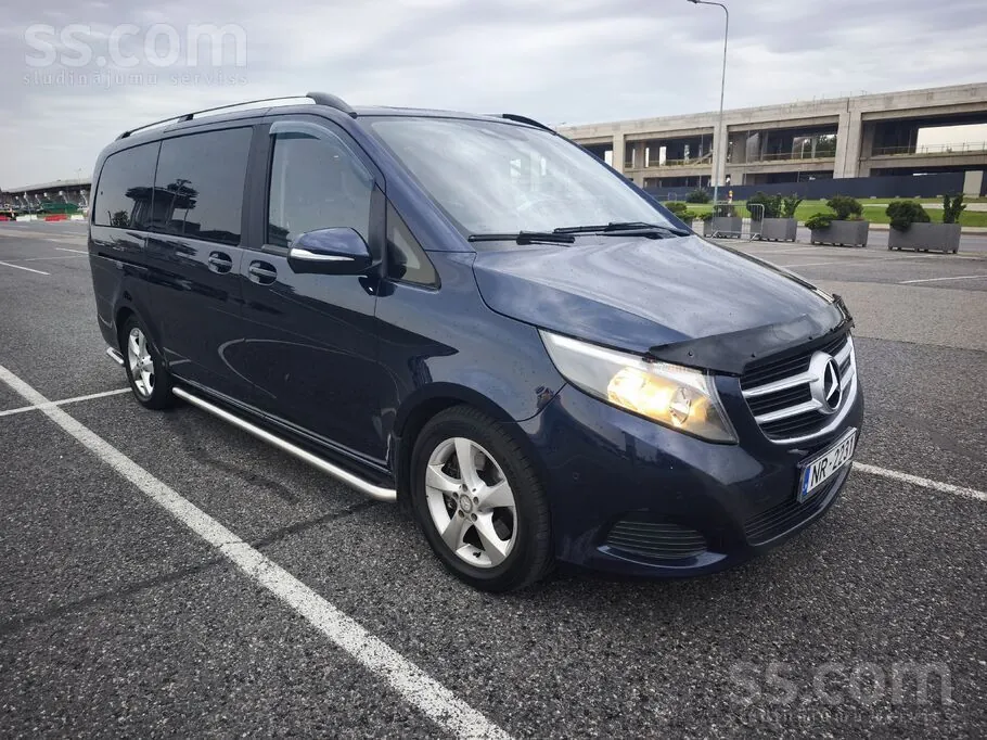 Mercedes-Benz V220 2015 photo 3