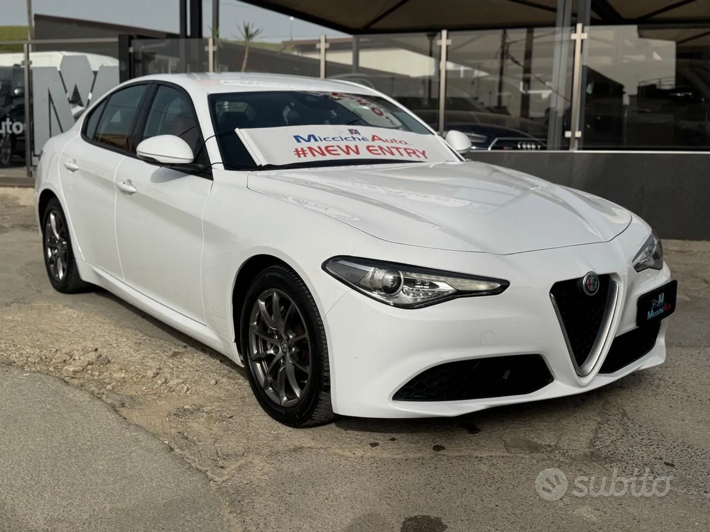 Alfa Romeo Giulia 2019 photo 2