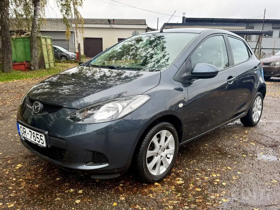 Mazda Mazda2