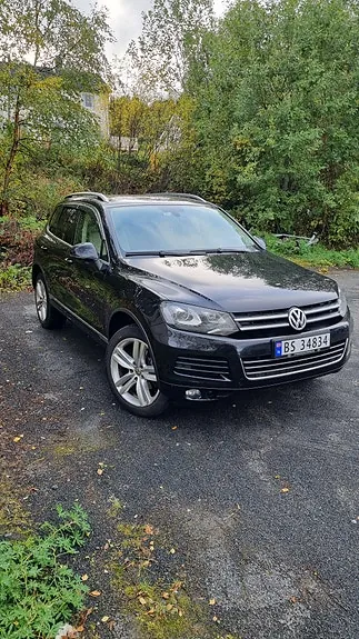 Volkswagen Touareg 2012 photo 2