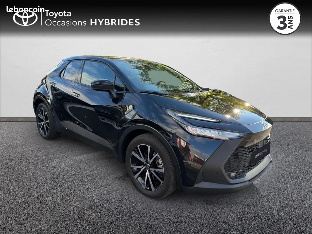 Toyota C-Hr 2025 photo 3