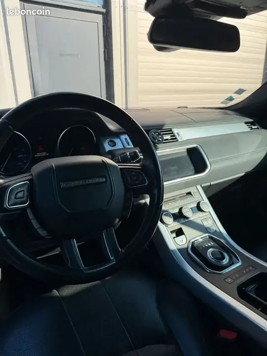 Land Rover Range Rover Evoque 2016 photo 3