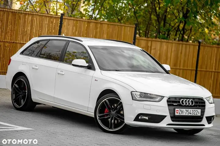 Audi A4 Avant 2012 photo 2
