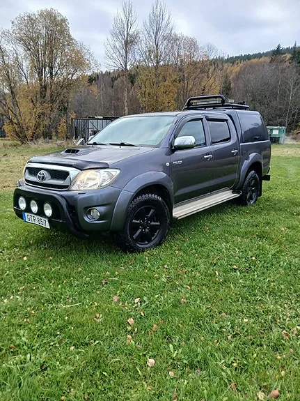 Toyota Hilux 2011 photo 2