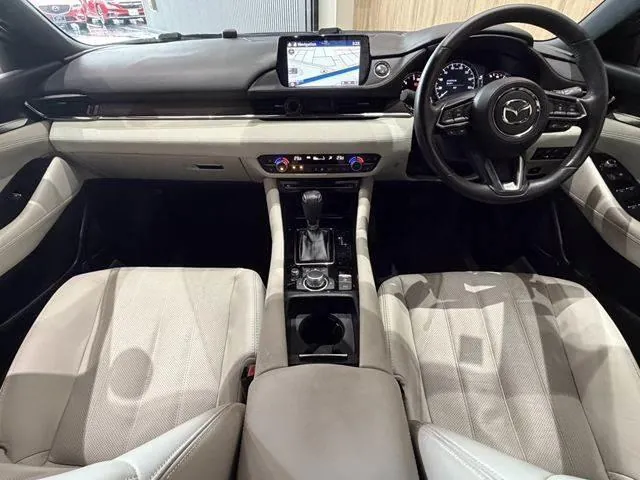 Mitsubishi Atenza Sedan 2018 photo 3