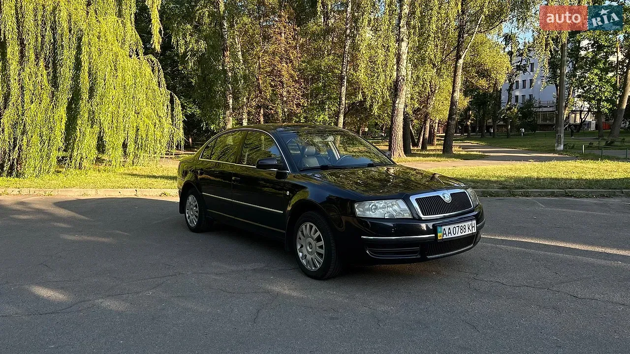 Skoda Superb 2005 photo 4