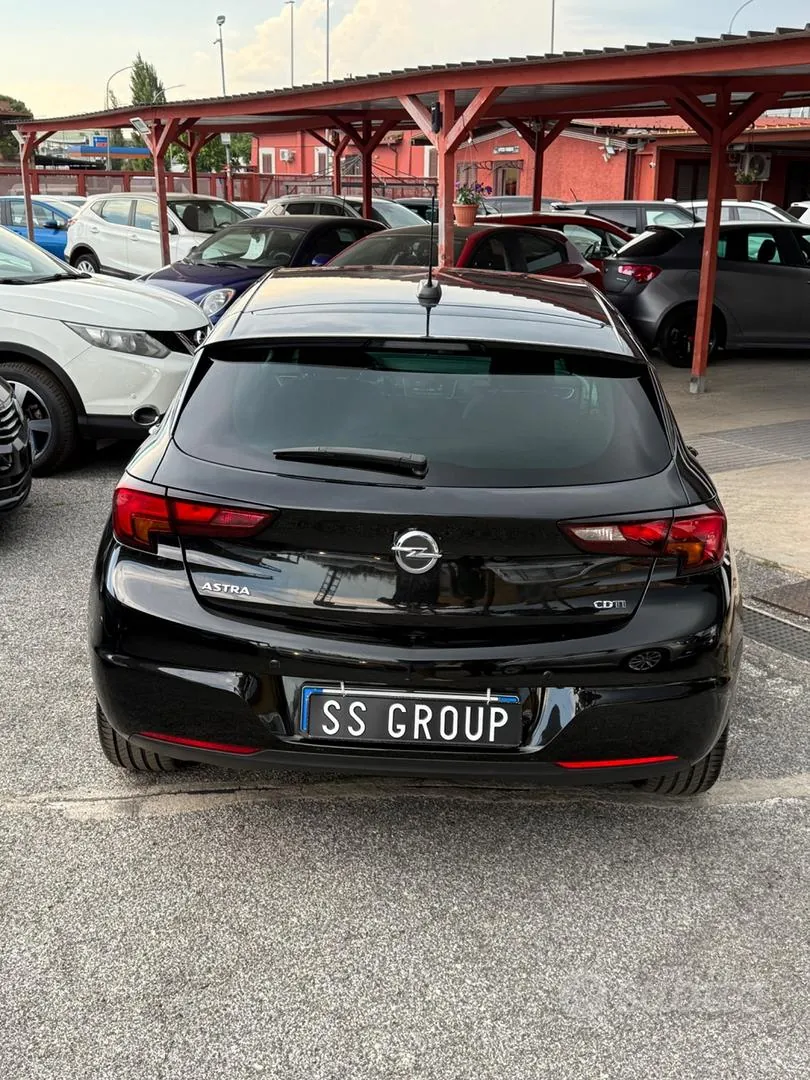 Opel Astra 2018 photo 4