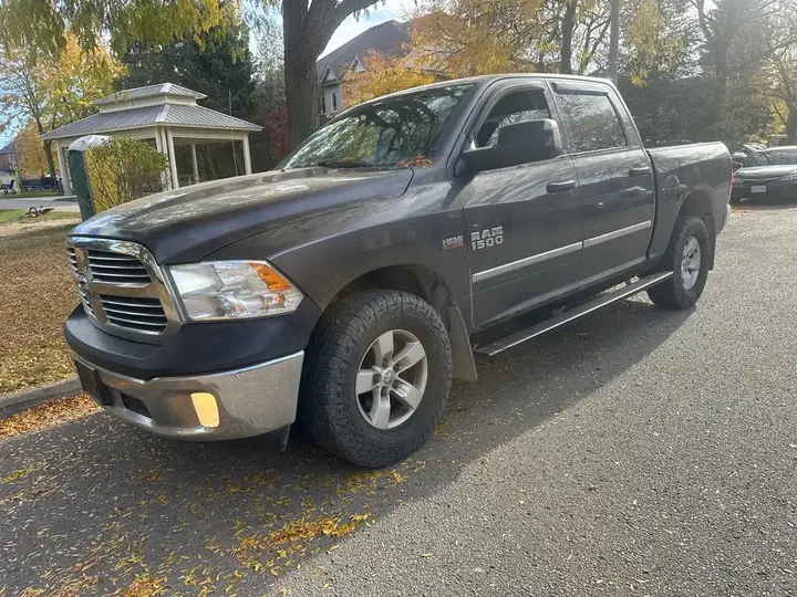 Dodge Ram 1500 2014 photo 2