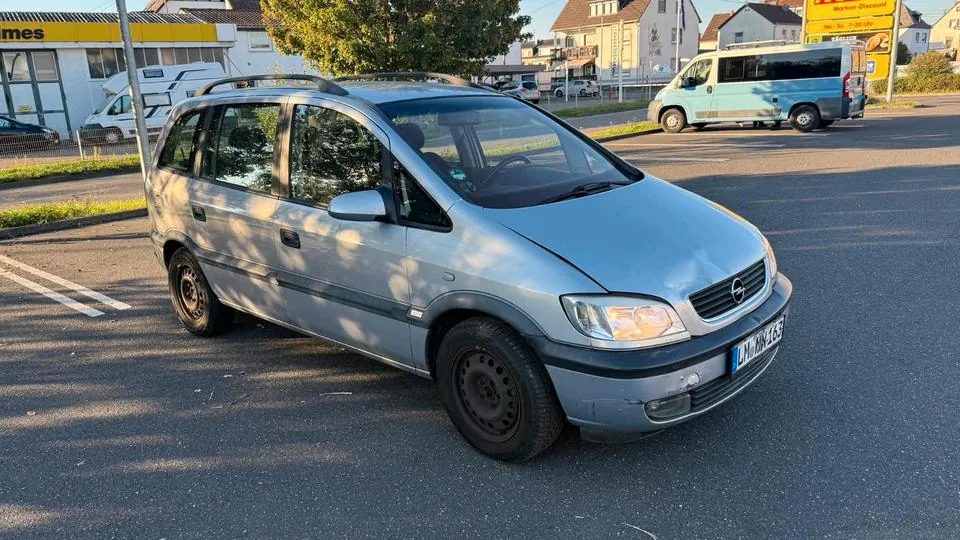 Opel Zafira