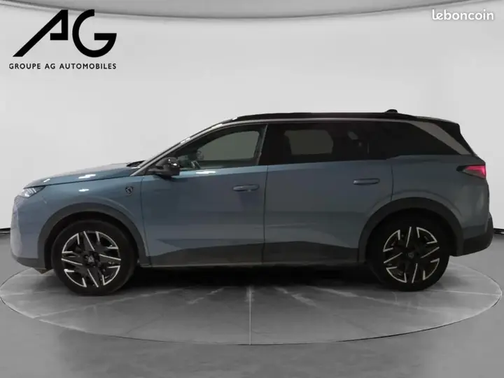Peugeot 5008 2024 photo 3