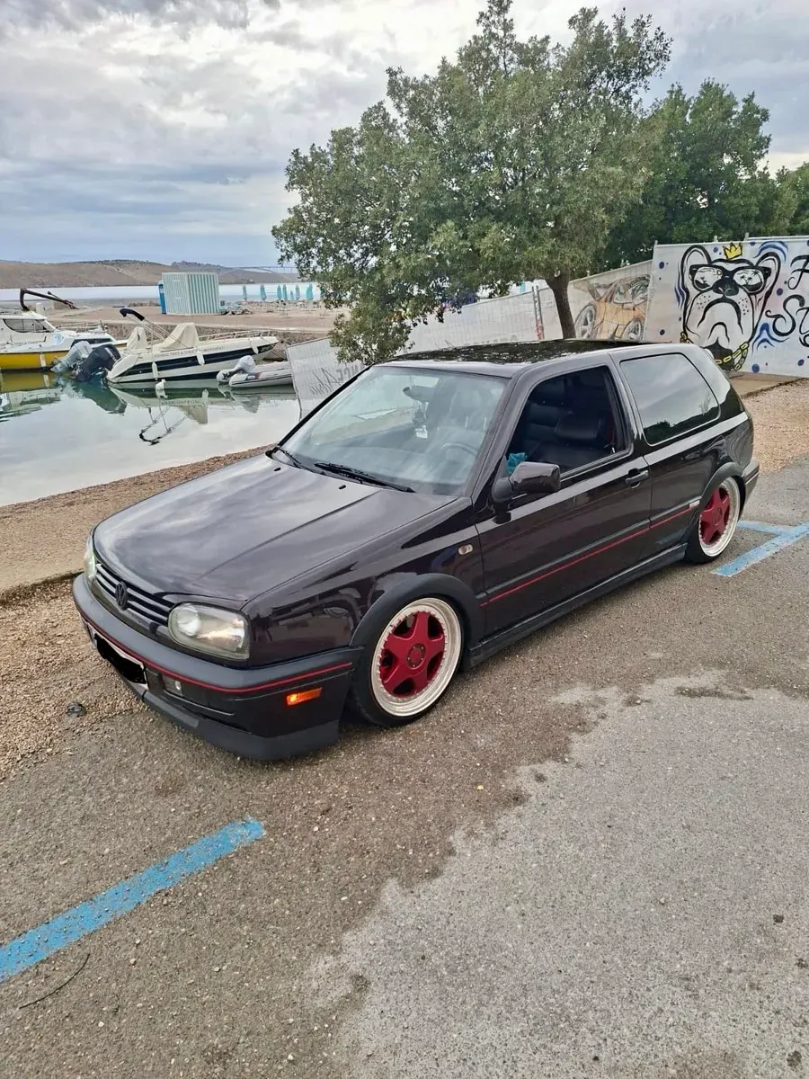 Volkswagen Golf 1997 photo 3