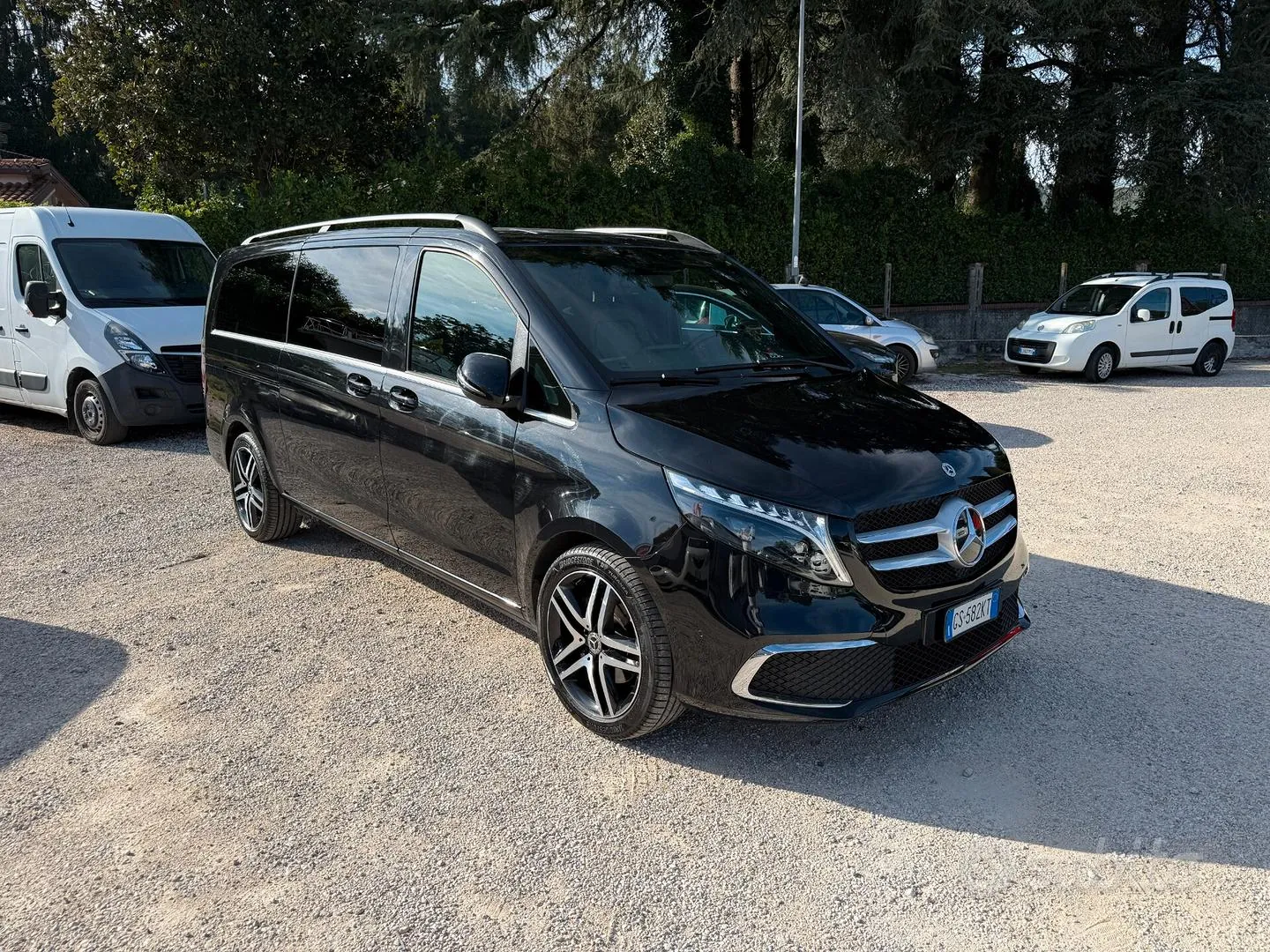 Mercedes-Benz V 250 2024 photo 2
