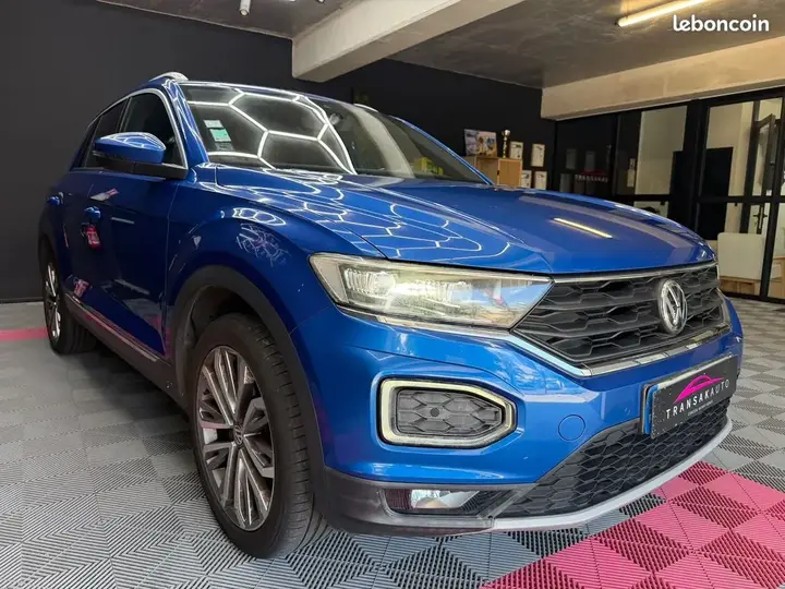 Volkswagen T-Roc 2018 photo 3