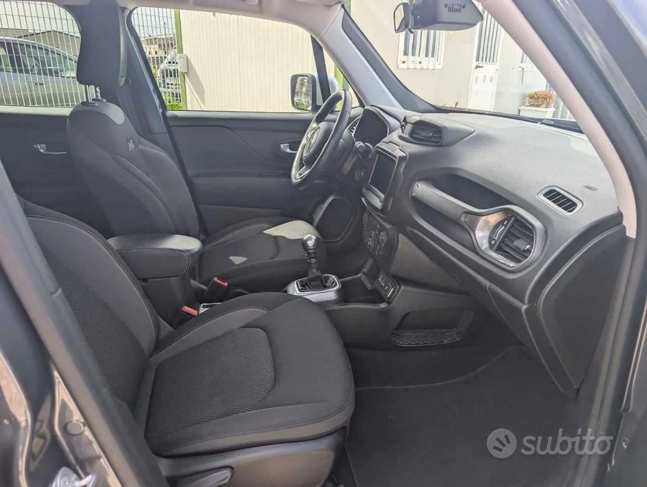 Jeep Renegade 2022 photo 5