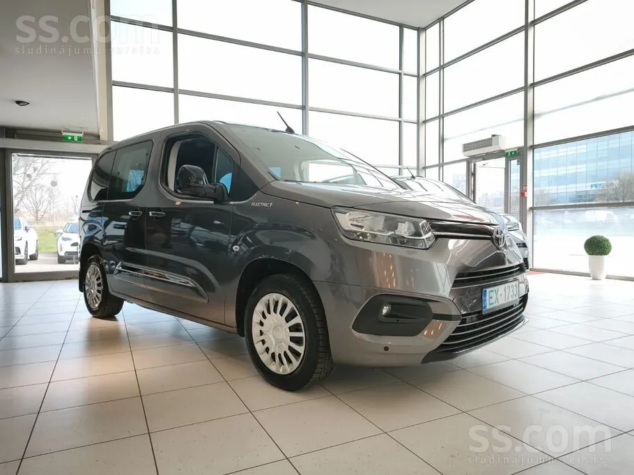 Toyota Proace City Verso 2023 photo 3