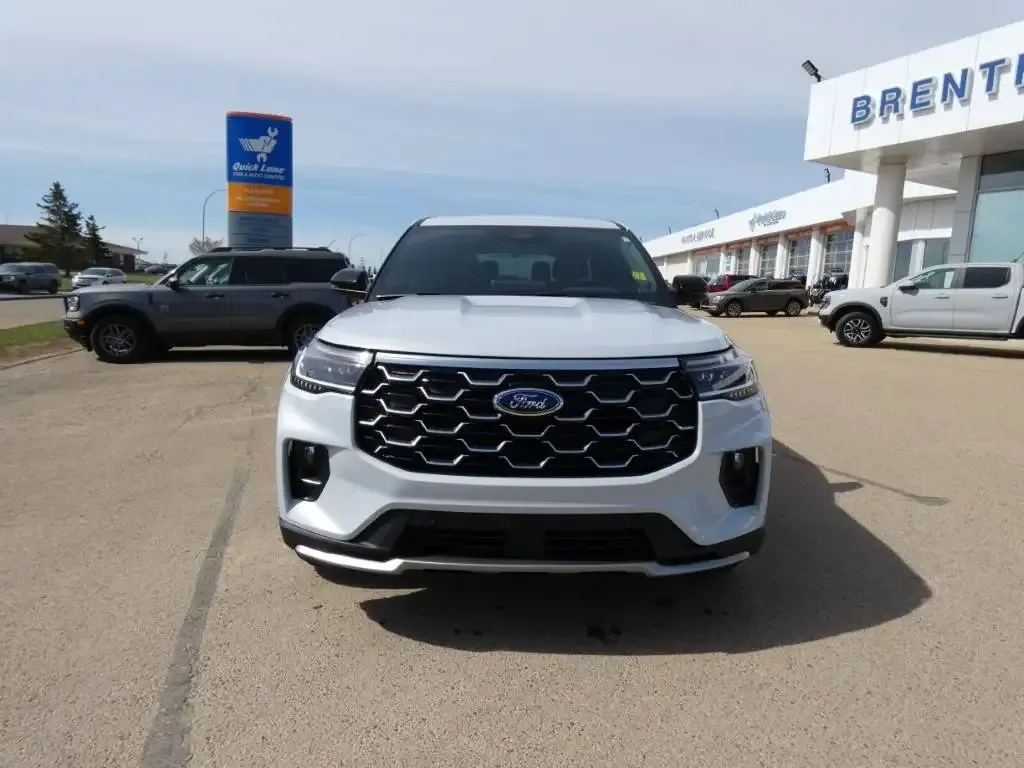 Ford Explorer 2026 photo 5