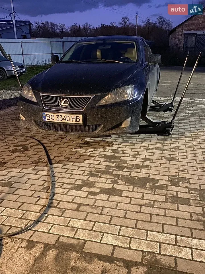 Lexus Is 2007 photo 2