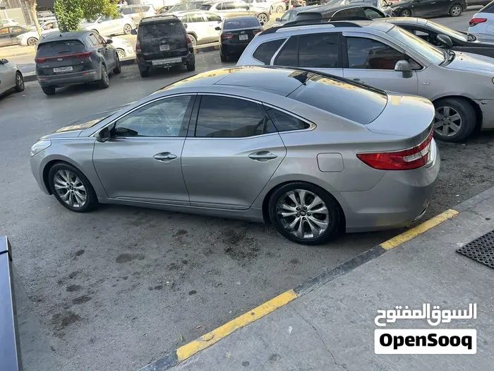 Hyundai Azera 2012 photo 3