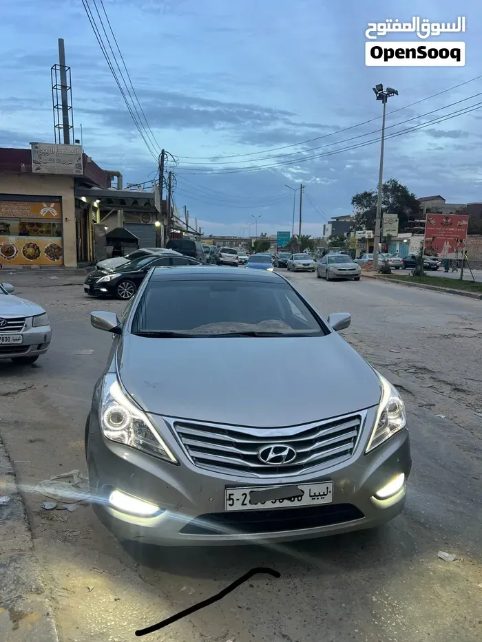 Hyundai Azera 2012 photo 2