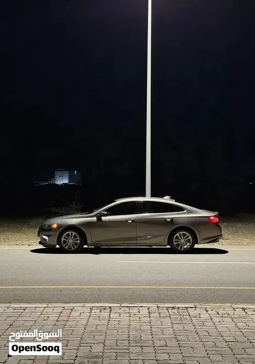 Chevrolet Malibu 2018 photo 2