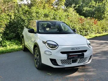 Fiat 600 2025 photo 3