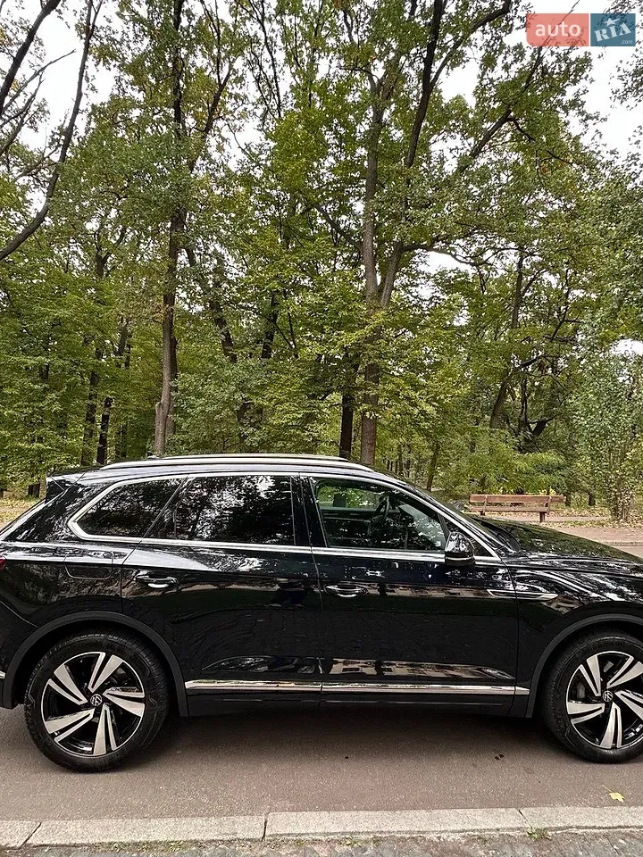 Volkswagen Touareg 2021 photo 4