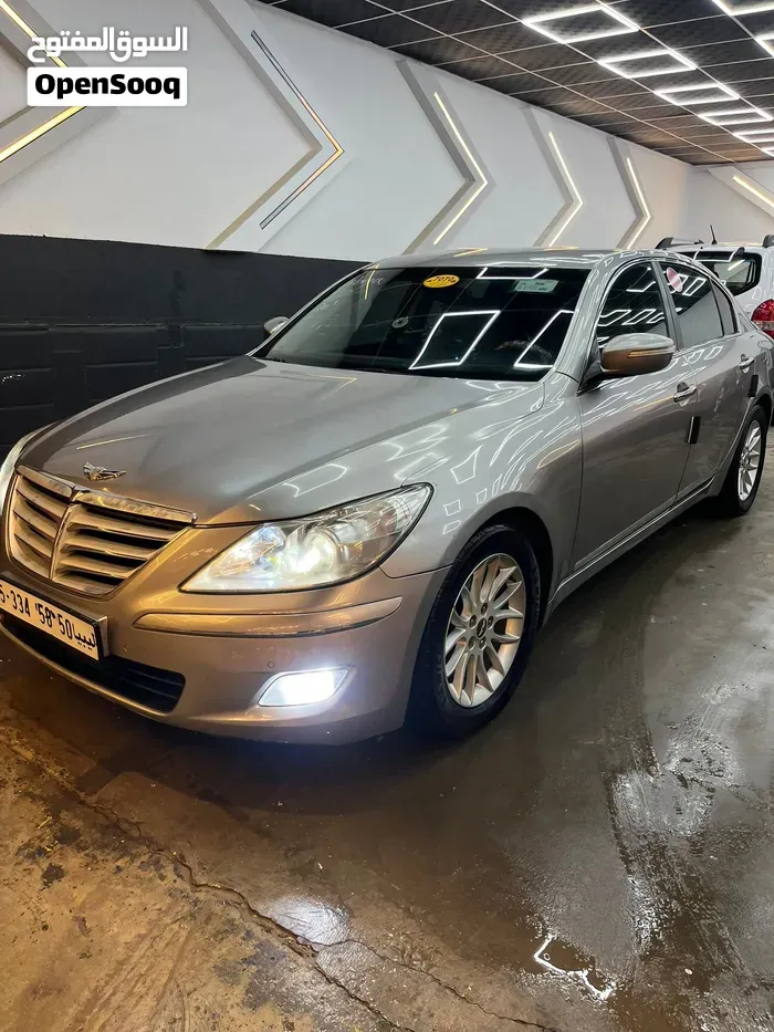 Hyundai Genesis