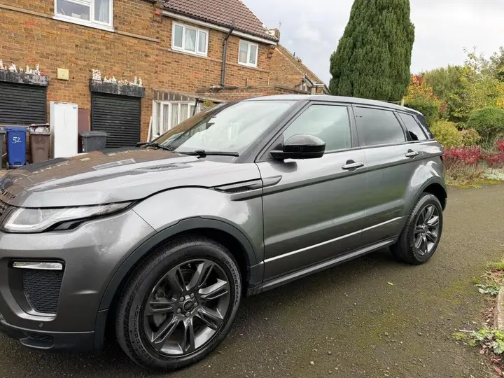 Land Rover Range Rover Evoque 2017 photo 2