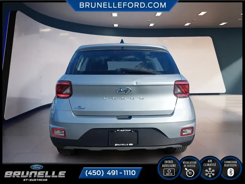 Hyundai Venue 2022 photo 3