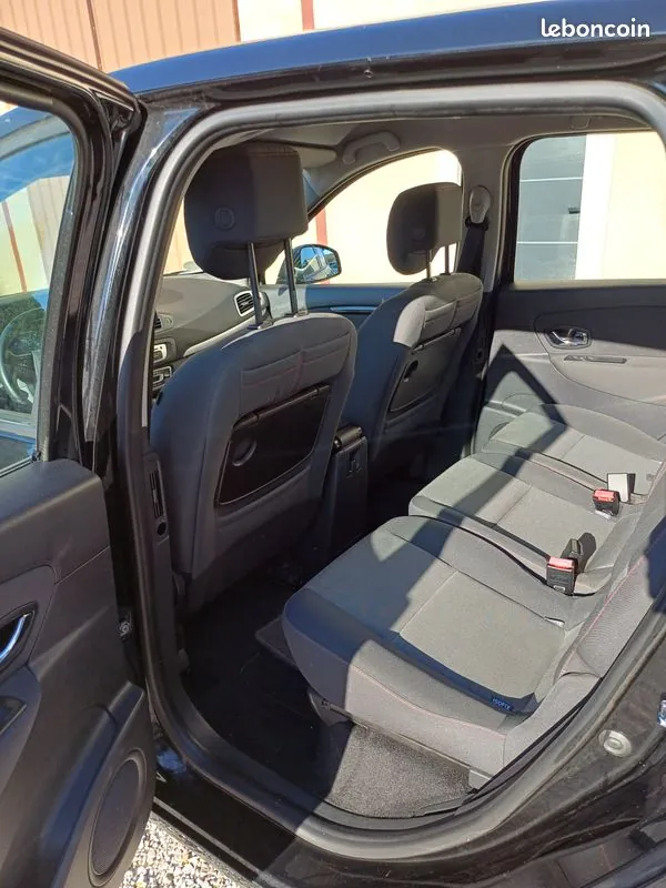 Renault Scenic 2014 photo 4