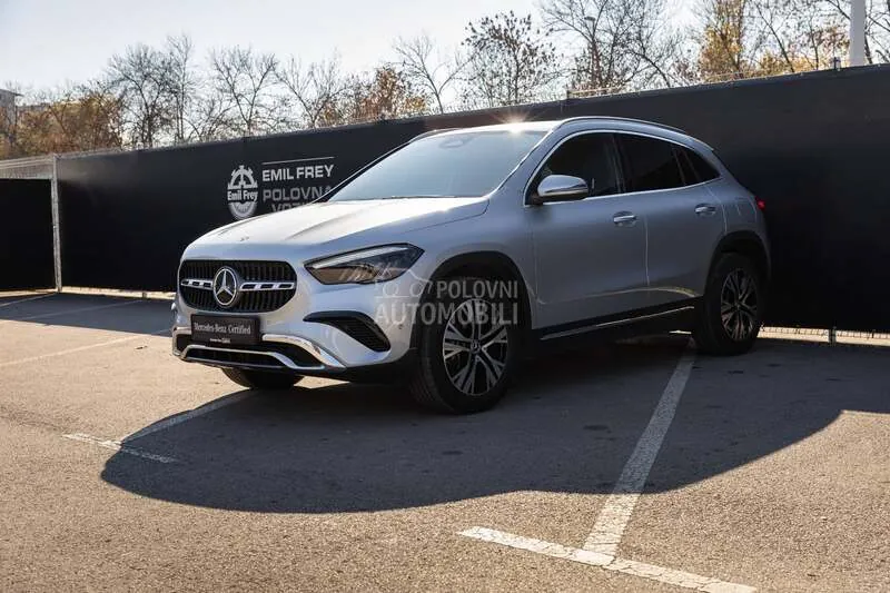 Mercedes-Benz Gla 180 2024 photo 3