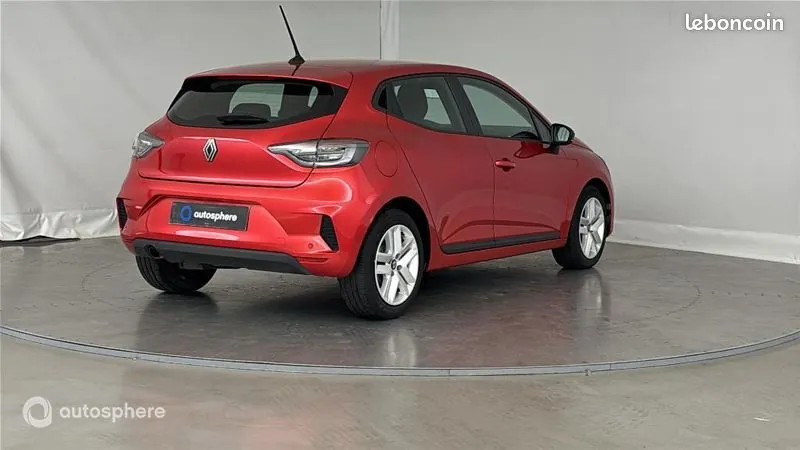 Renault Clio 2024 photo 5