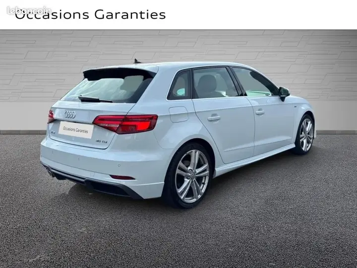 Audi A3 2019 photo 3