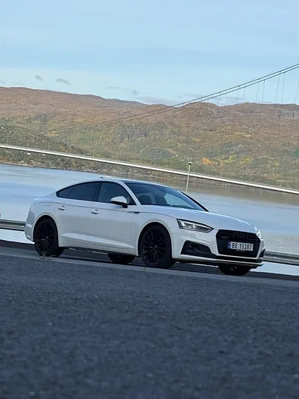 Audi A5 2018 photo 2