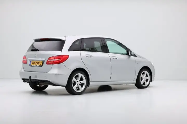 Mercedes-Benz B-Class 2012 photo 3