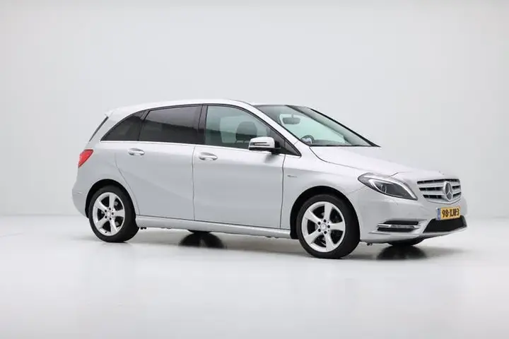 Mercedes-Benz B-Class 2012 photo 4