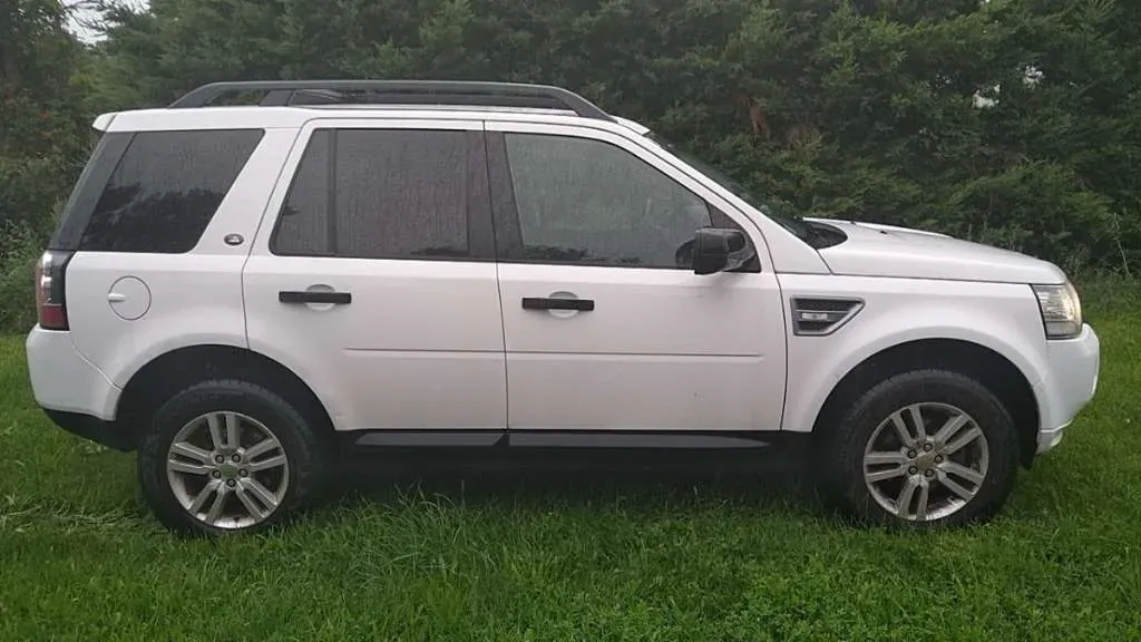 Land Rover Freelander 2014 photo 3