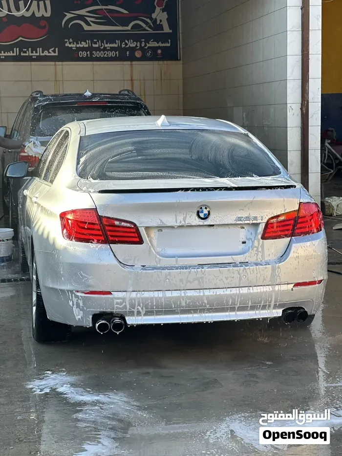 BMW 5 Series 2011 photo 5