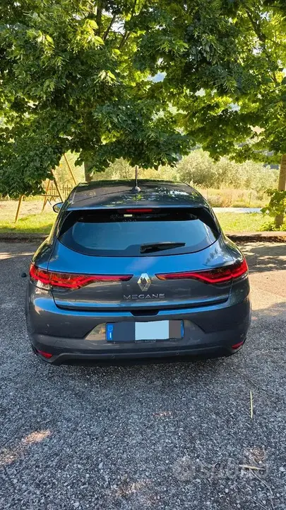 Renault Megane 2021 photo 2
