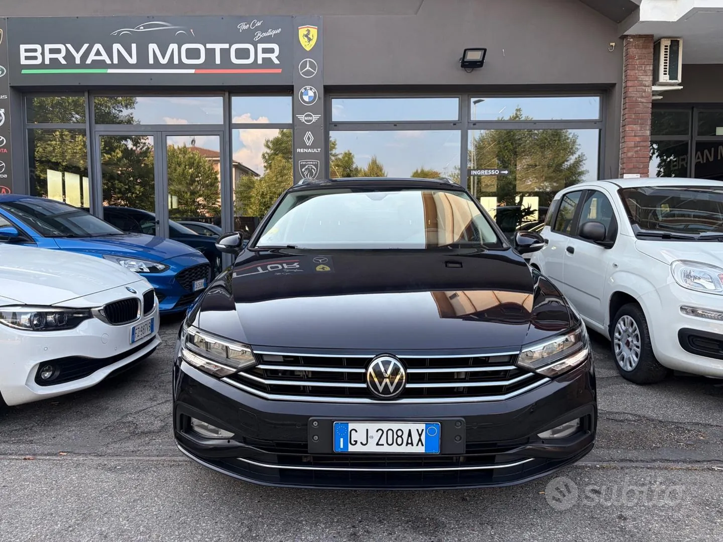 Volkswagen Passat 2022 photo 2
