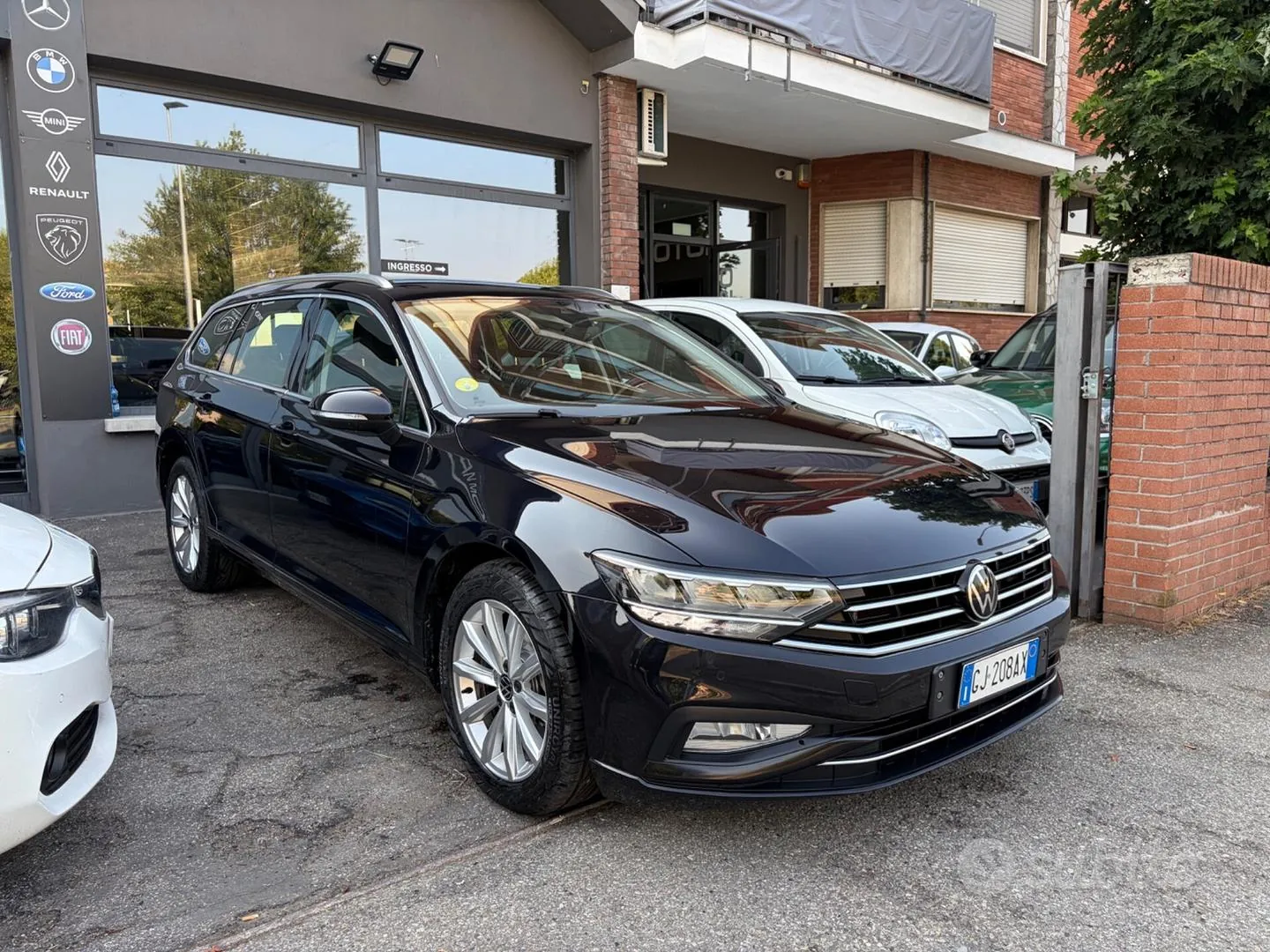 Volkswagen Passat 2022 photo 3