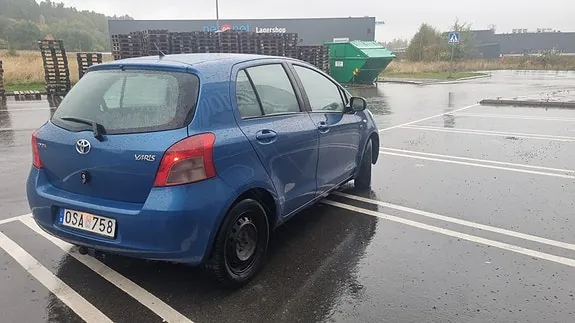 Toyota Yaris 2007 photo 3