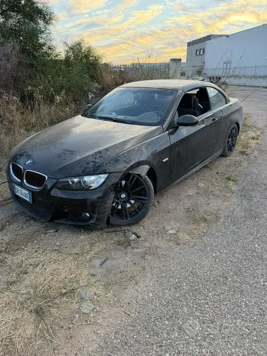 BMW 320I